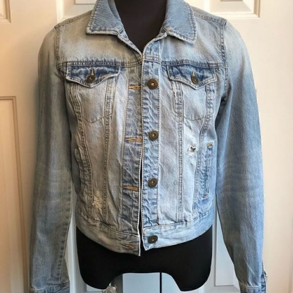 Mudd Distressed Jean Jacket - Picture 2 of 10